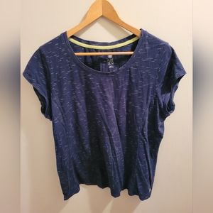 🌷2/$15 Pure NRG ladies athletic tshirt. Size xlarge.